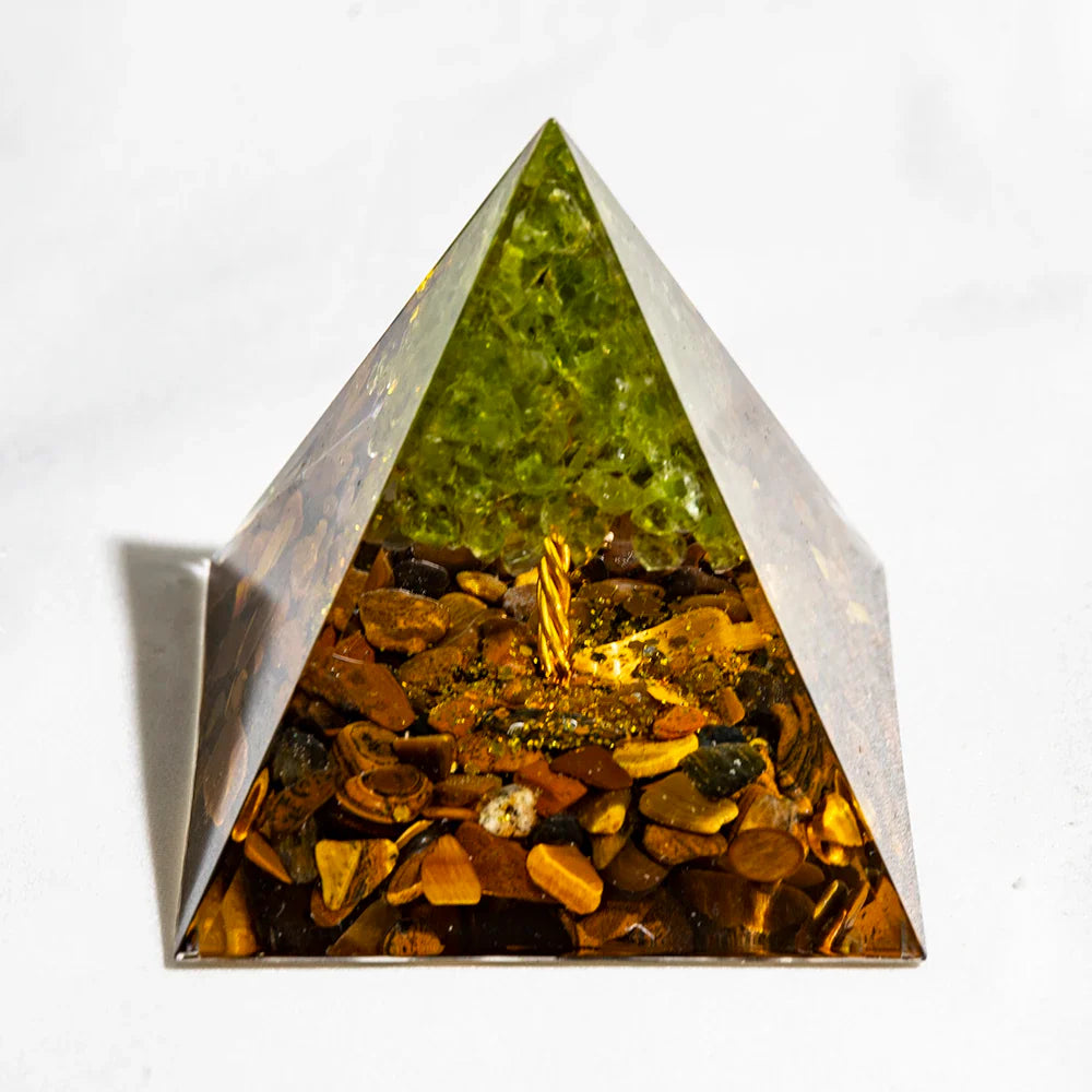 Natural Crystal Energy Generator Pyramid