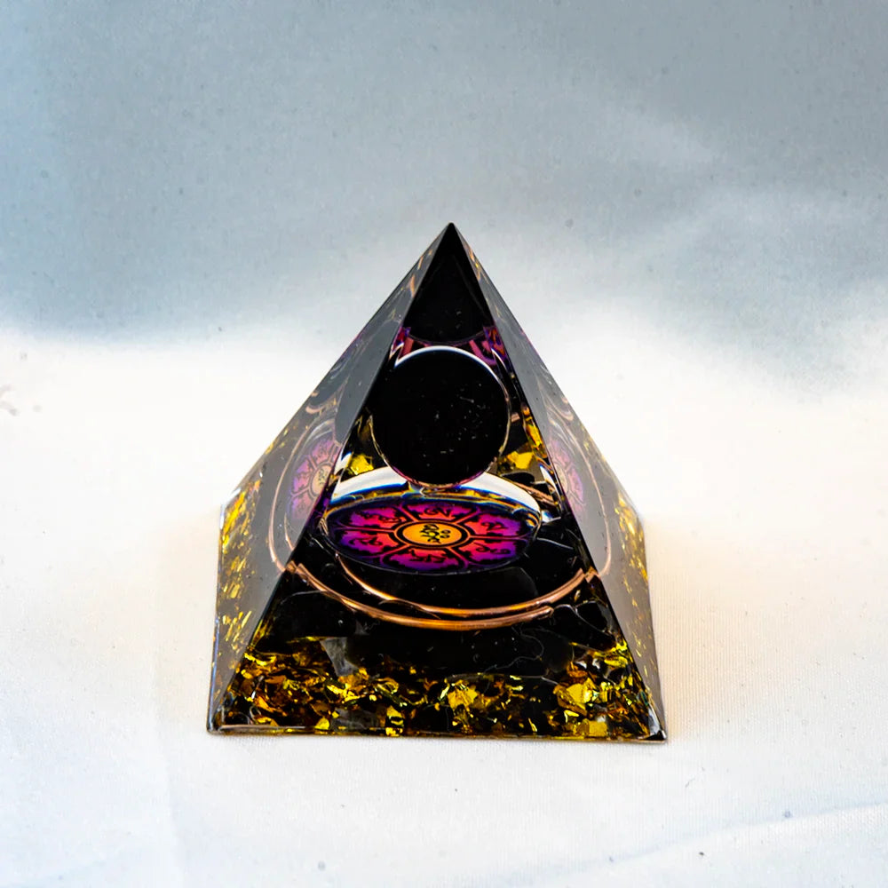 Natural Crystal Energy Generator Pyramid