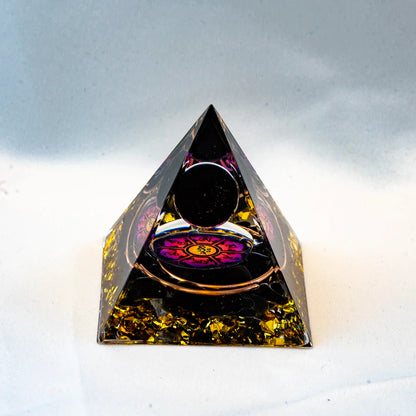 Natural Crystal Energy Generator Pyramid