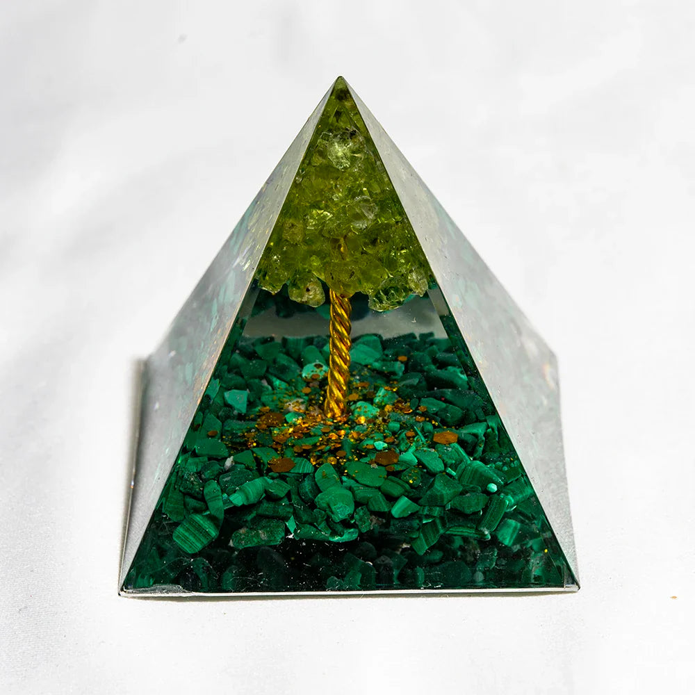 Natural Crystal Energy Generator Pyramid